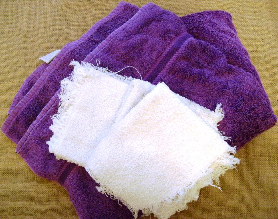 What to Do With Old Bath Towels