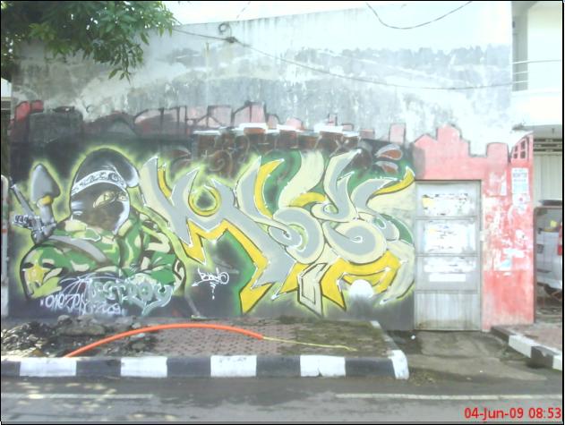 [graffity+BOMBER+Kota+Mojokerto.JPG]