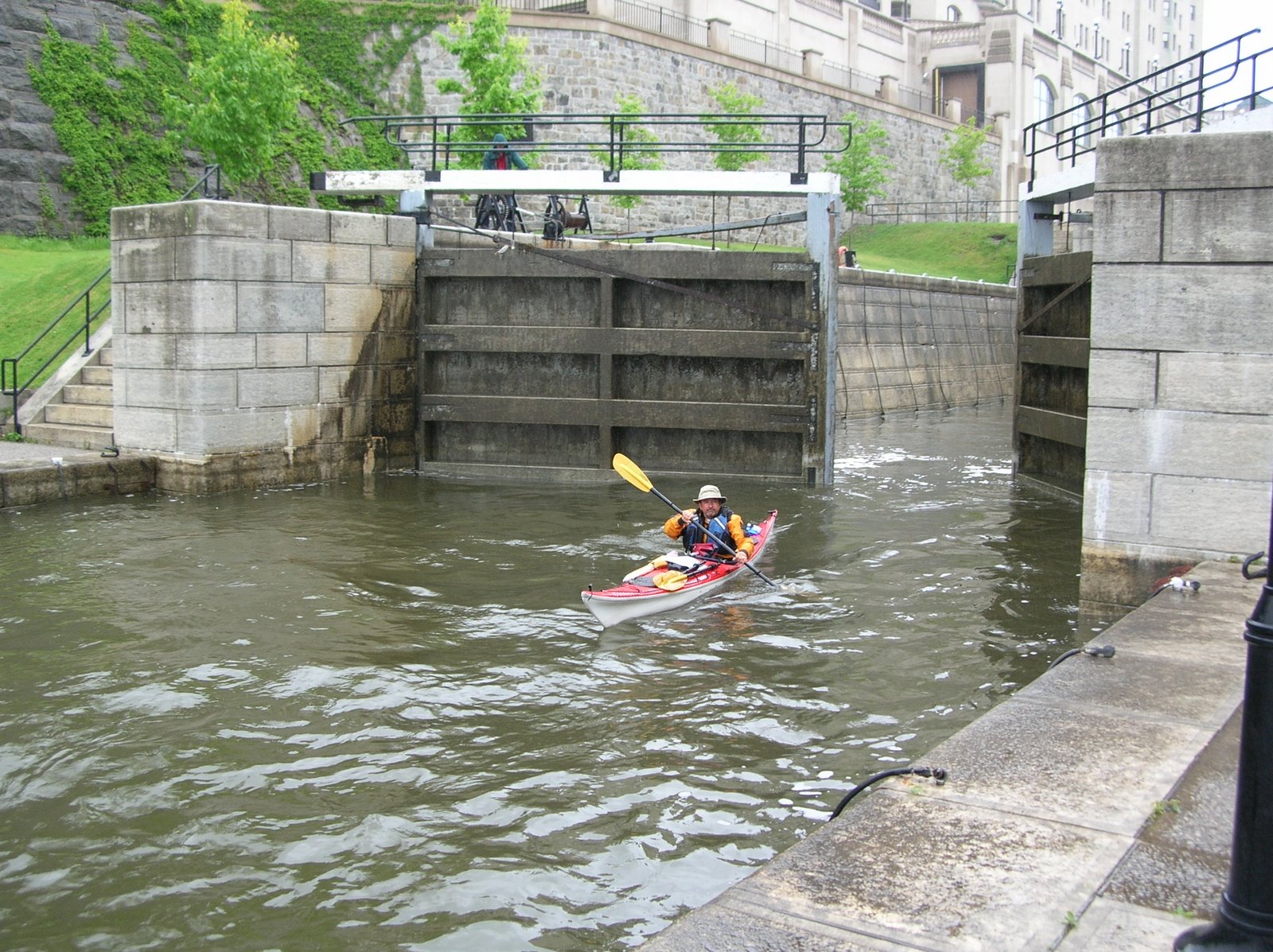 [DSCN0096.JPG]