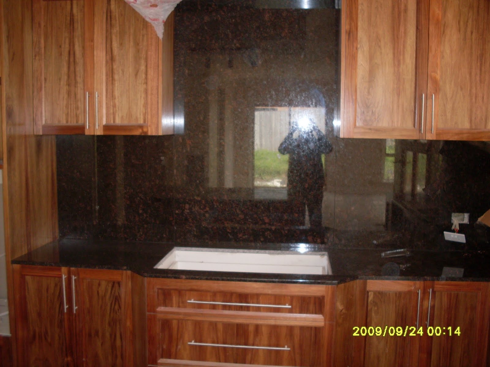 [kitchen_2.JPG]