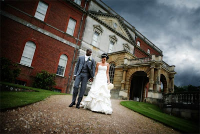 Did I mention how gorgeous Laur...