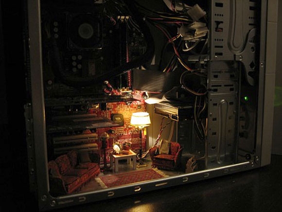 [mini_room_casemod_3.jpg]