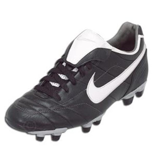 zapatos de futbol nike negro
