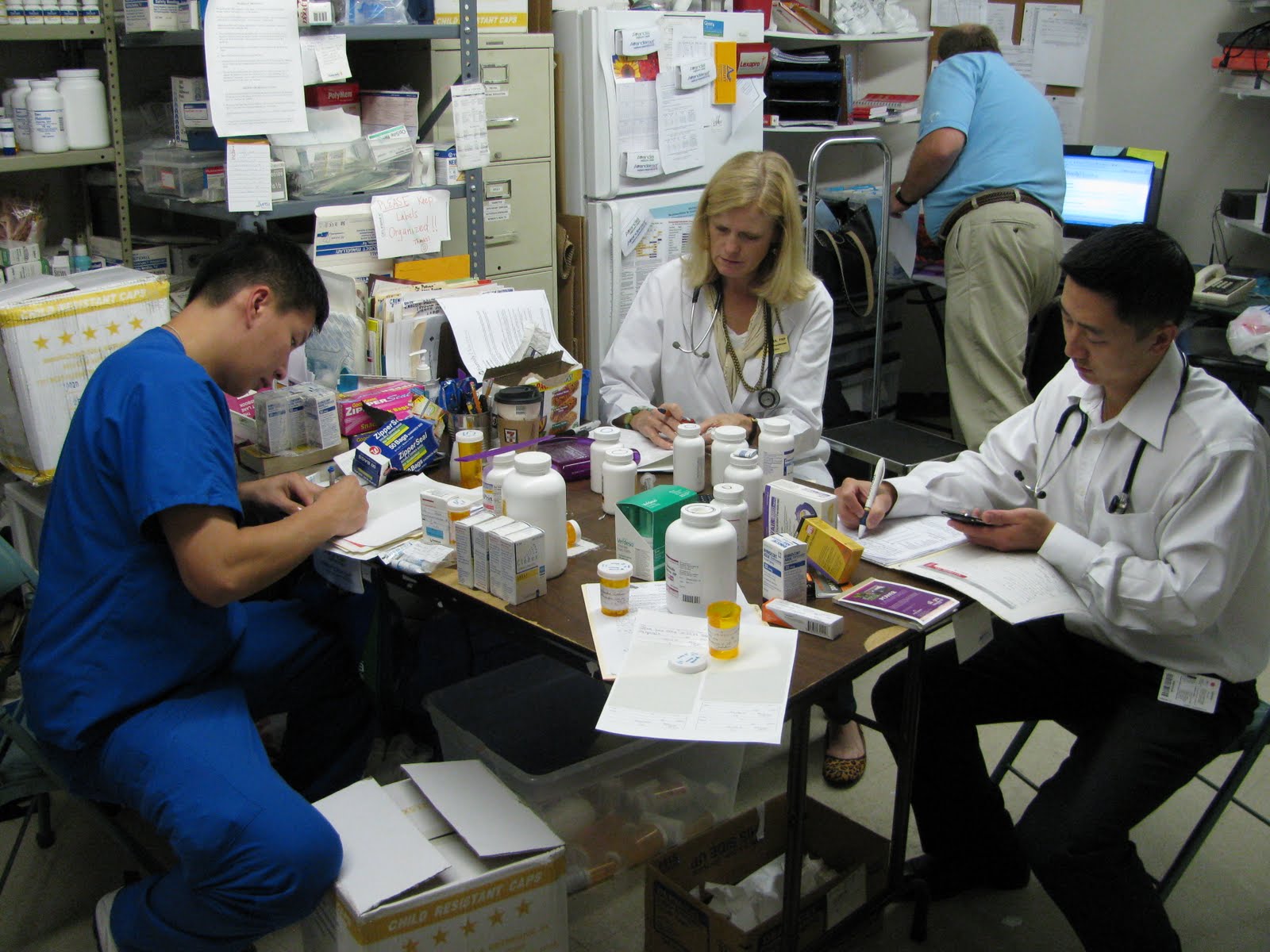[2009+oct+clinic.JPG]