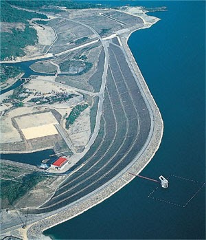WADUK KEDUNGOMBO: WADUK KEDUNGOMBO (WADUK TERBESAR DI JAWA TENGAH)