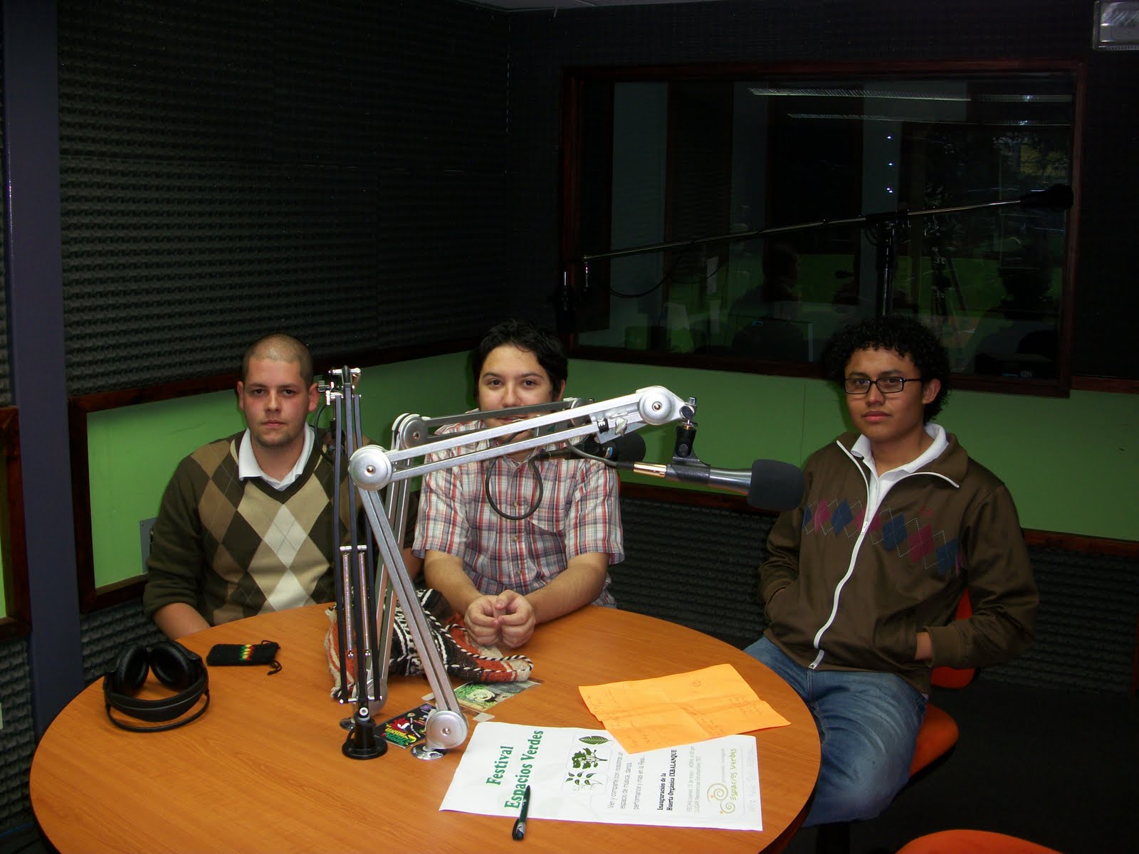 Radio U en los 101.9 FM.