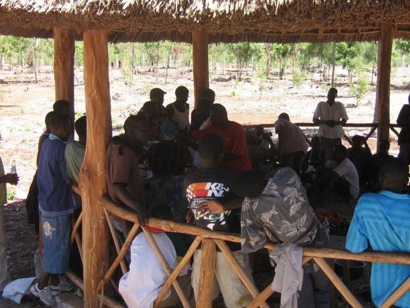 [1st+April+-+4th+030-712270.jpg]