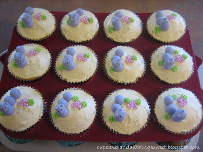 caterpillar cakes for kids. made caterpillar cupcakes