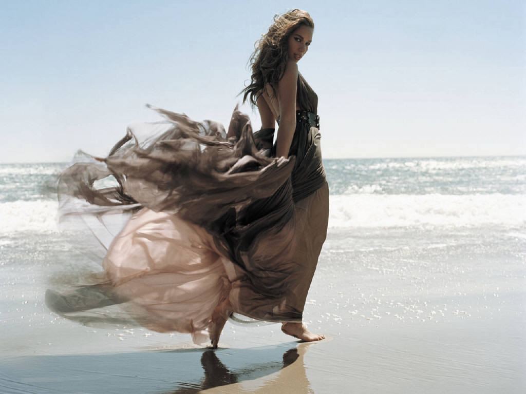 http://3.bp.blogspot.com/_V_F5BexqBJM/TRIAVbchr_I/AAAAAAAAAF4/aEAkaTK6Ays/s1600/Leona-leona-lewis.jpg