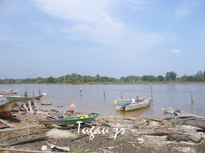 Pukat+hanyut