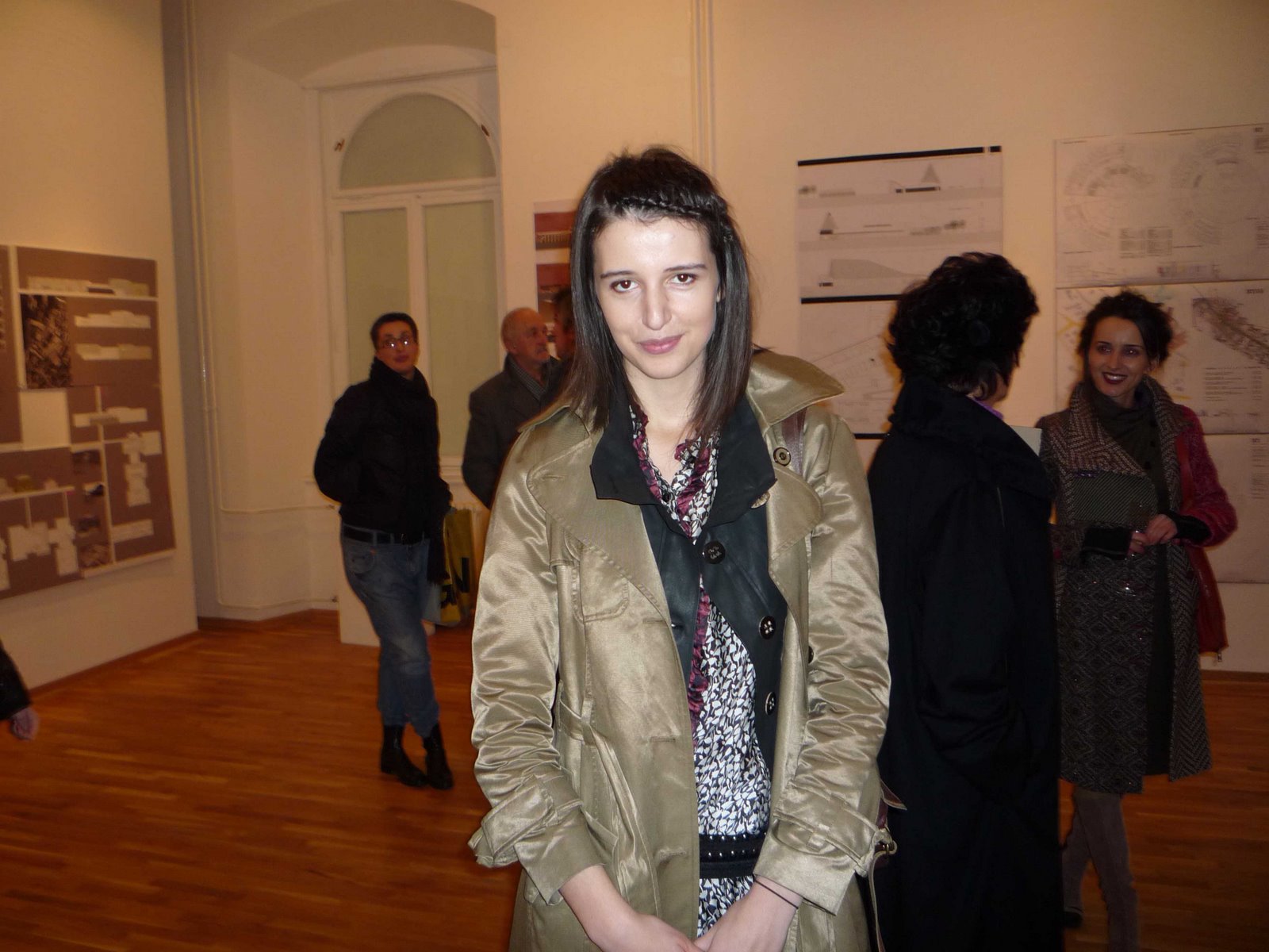 [PRVONAGRADJENA+ARH+BADNJAR.jpg]