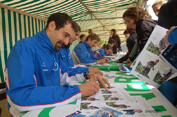 [20090509Dedicace2.jpg]