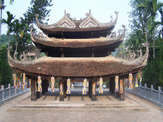 Perfume Pagoda