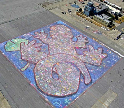 Largest-chalk-pavement-art-600x523.jpg