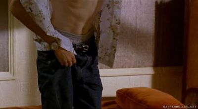 [GaspardUllielTummy01.jpg]