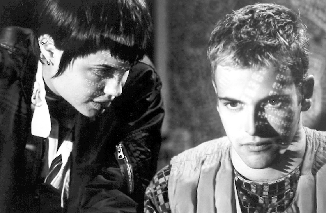 [Jonathan+Lee+Miller11.gif]