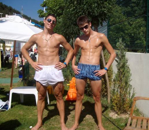 [21cb0dbce6a80ea4.jpg]