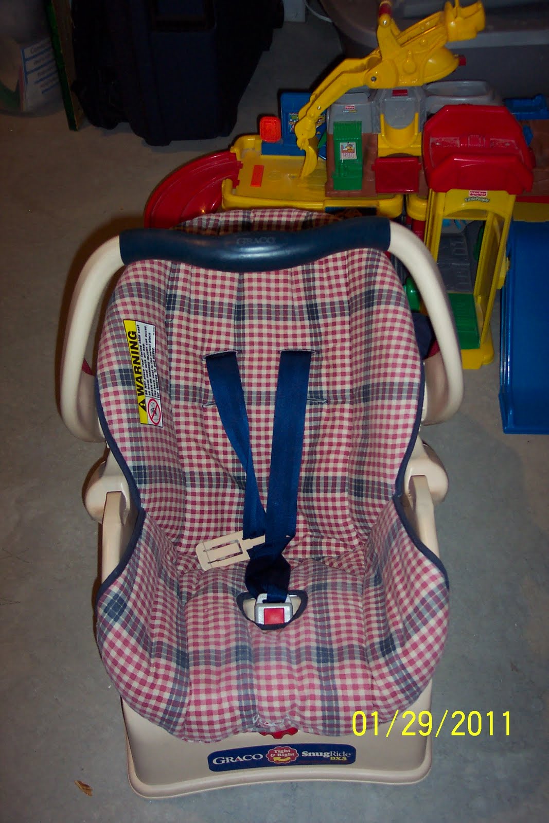 Cleaning Out Our Closets Graco Infant Carseat / Carrier