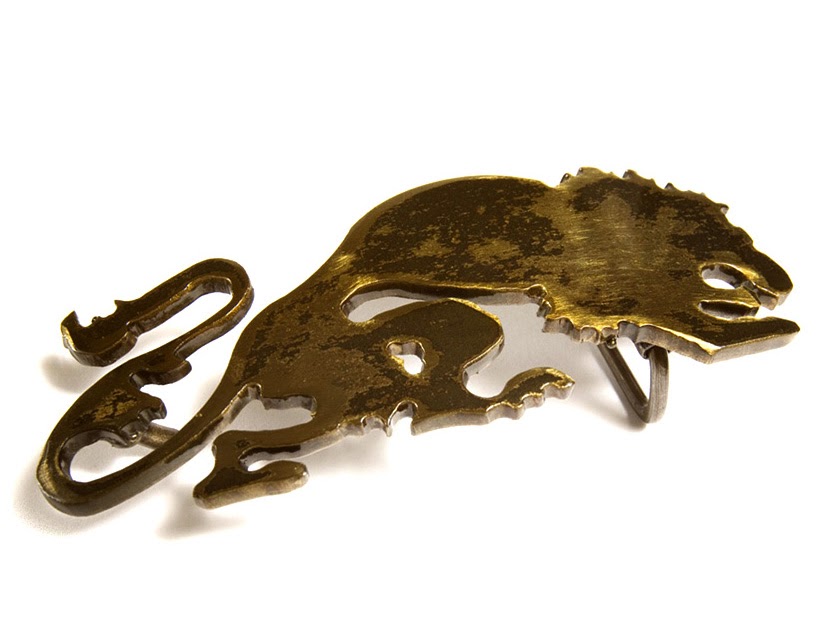 WATTO Distinctive Metal Wear History of the Belt Buckle