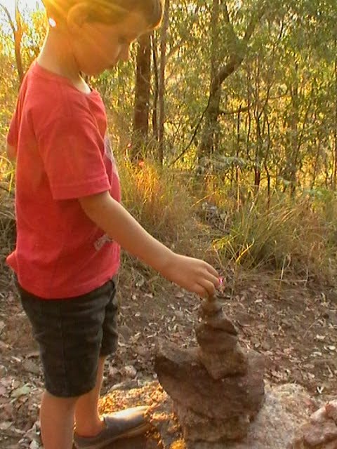 [Ninderry+rock+stack.JPG]