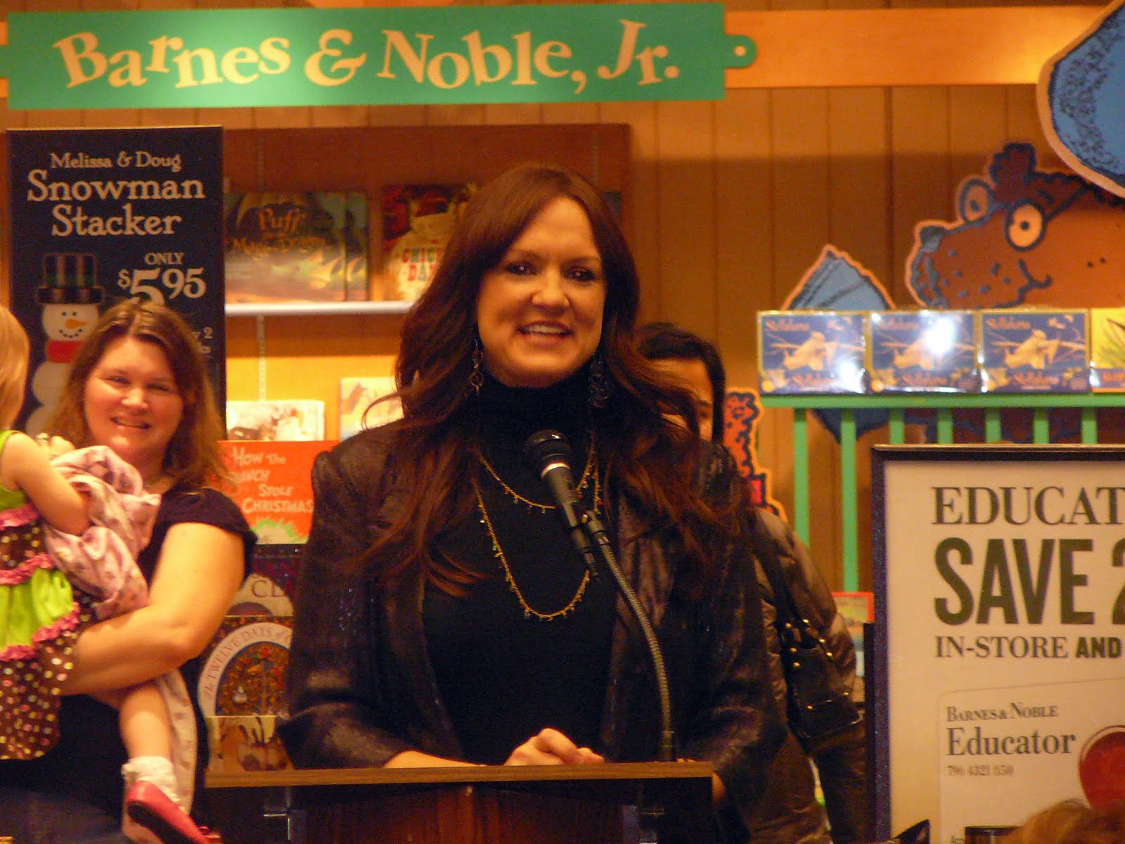 The Pursuit of Happiness Pioneer Woman book signing!