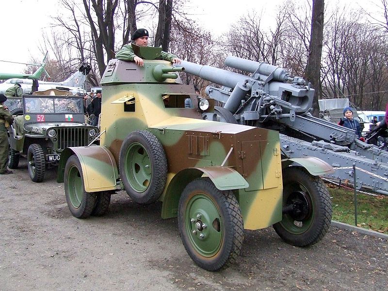 WORLD WAR II: Samochód pancerny wz. 34