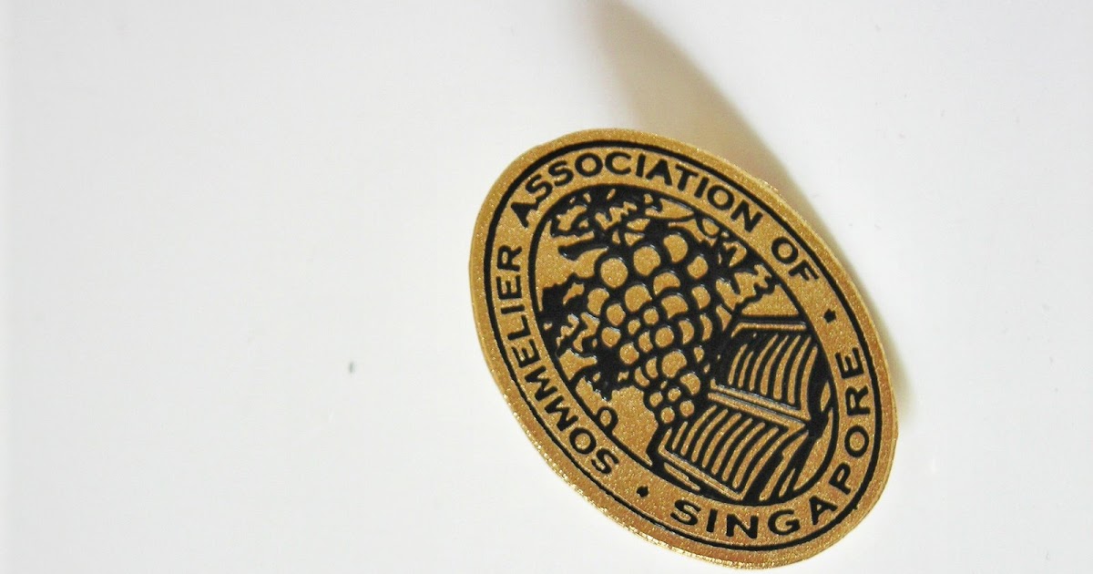 GIFTS DIMENSION Collar Pin Sommelier