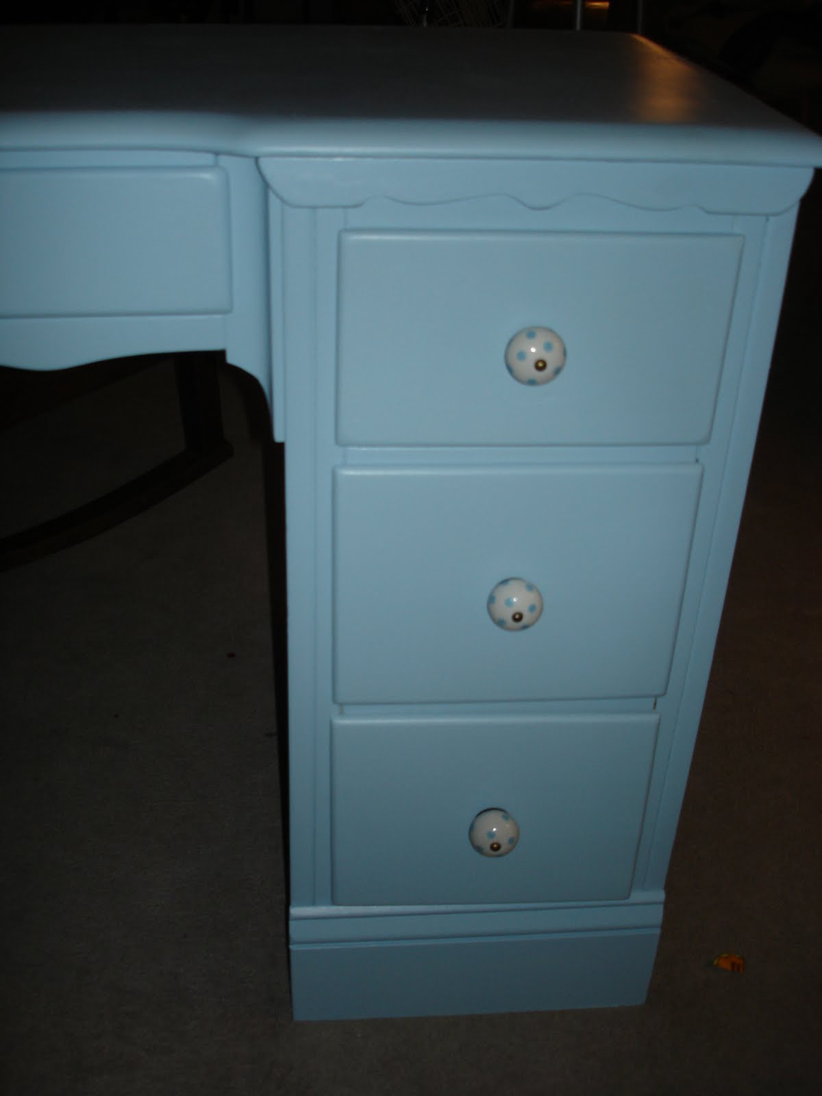 Creative Passage GoodWill Desk Makeover