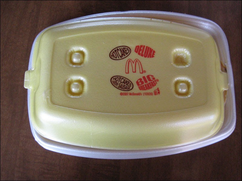 Review McDonald's Deluxe Breakfast Brand Eating