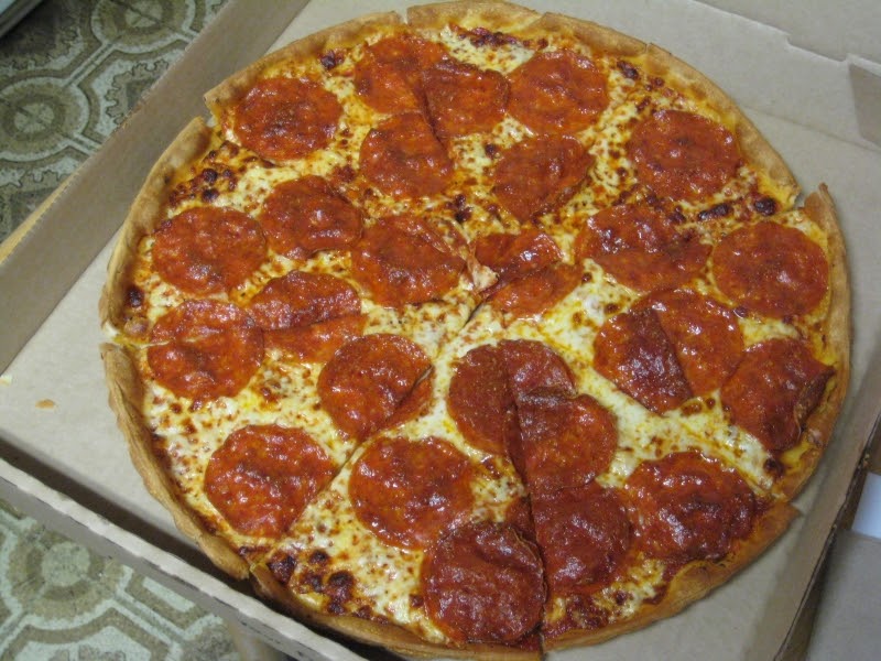 Review Pizza Hut Thin 'N Crispy Pepperoni Pizza Brand Eating