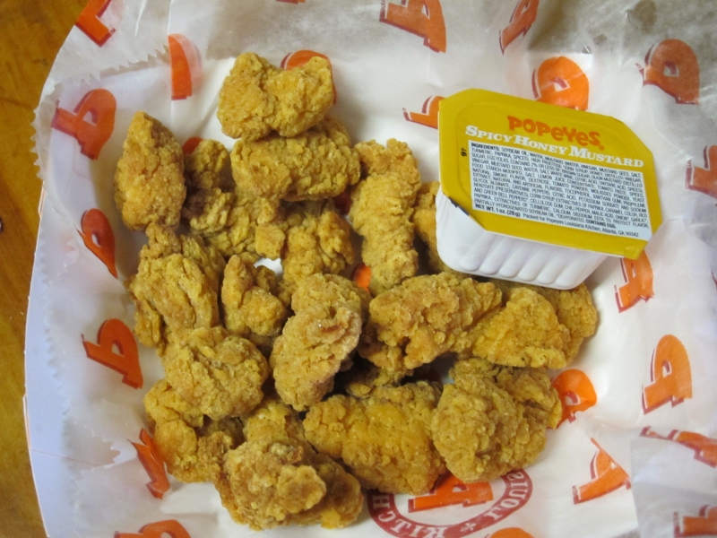 Review Popeyes Red Hot Popcorn Chicken Brand Eating