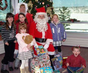 [Group-with-Santa.jpg]