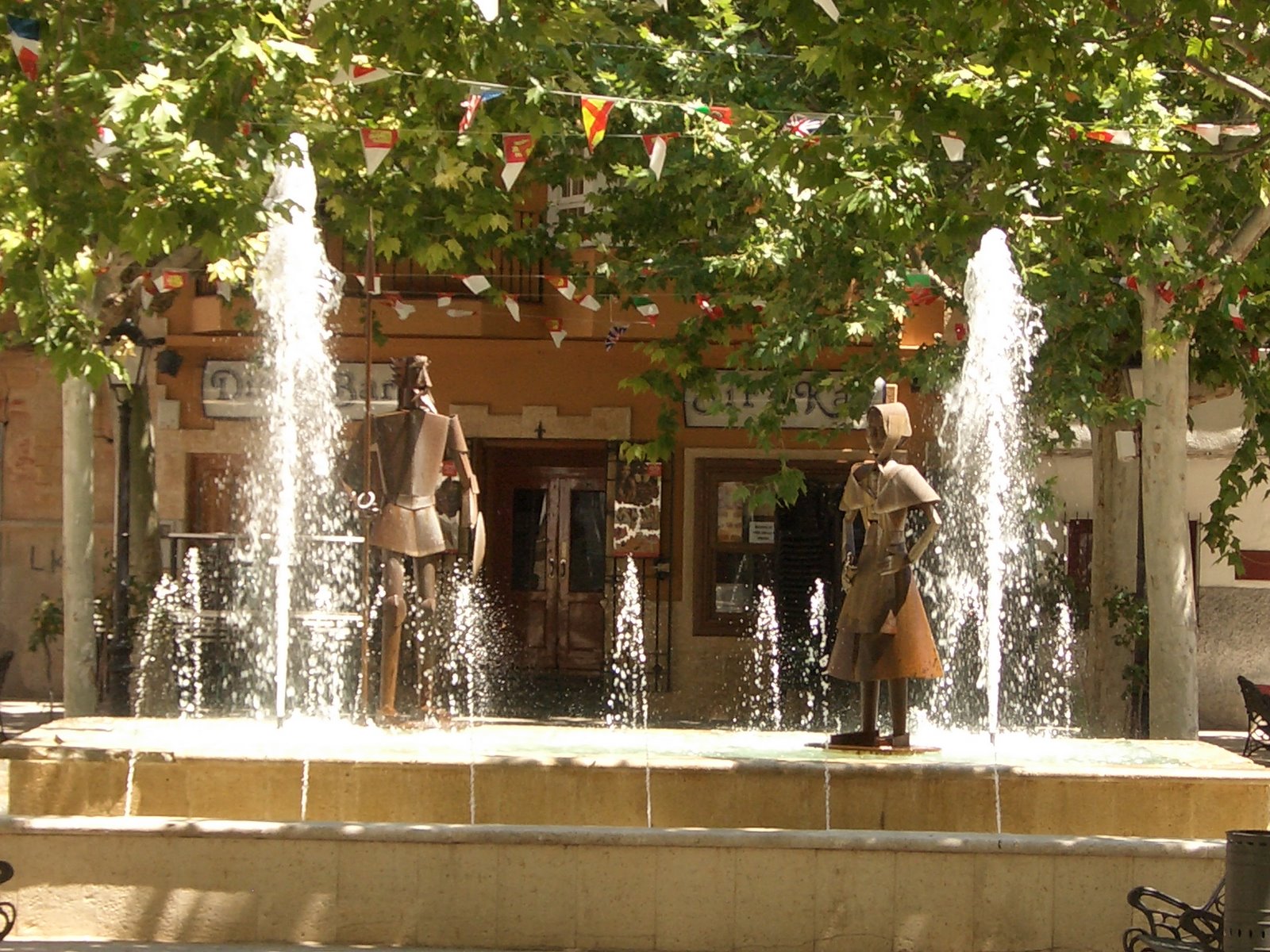 [Verano+2-07+206.jpg]