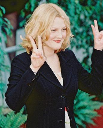 Washington, Oct 20 (ANI): American actress Drew Barrymore has revealed that she used to share her secrets with extraterrestrial character E.T. in-between