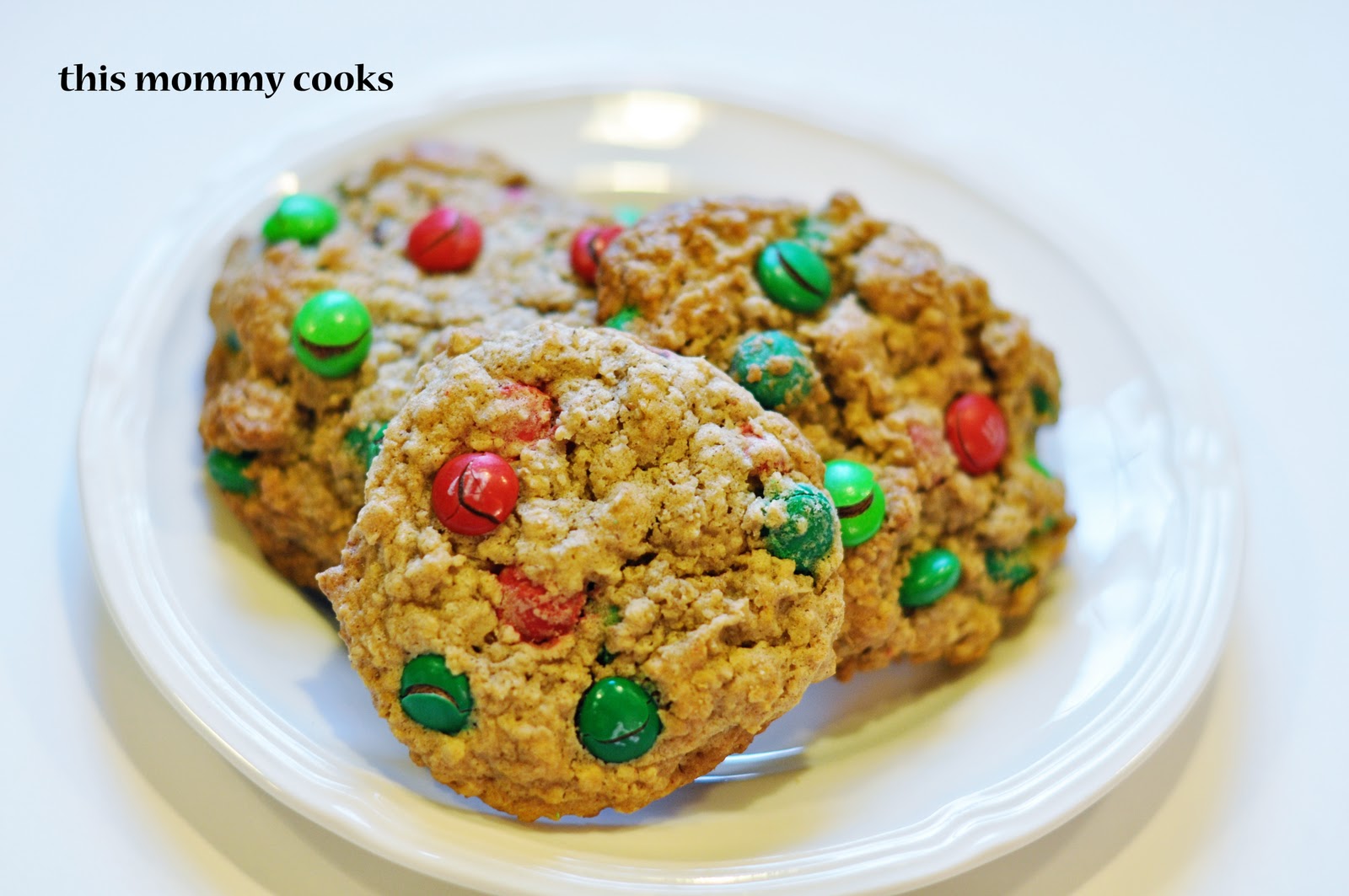 This Mommy Cooks Sweet Treat TuesdayOatmeal M&M Cookies