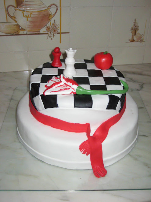 BOLO ANIVERSARIO(sobre o filme crepusculo)