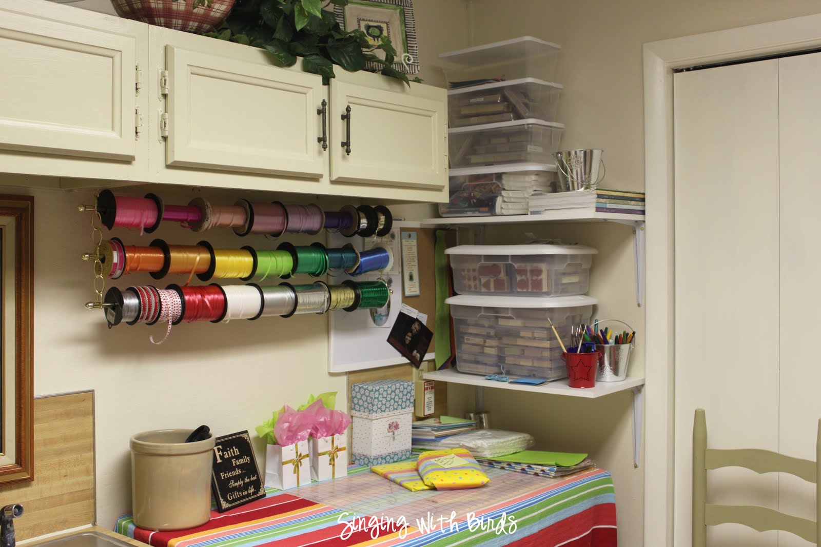 HowTo Make an Easy Hanging Ribbon Organizer In My Own Style