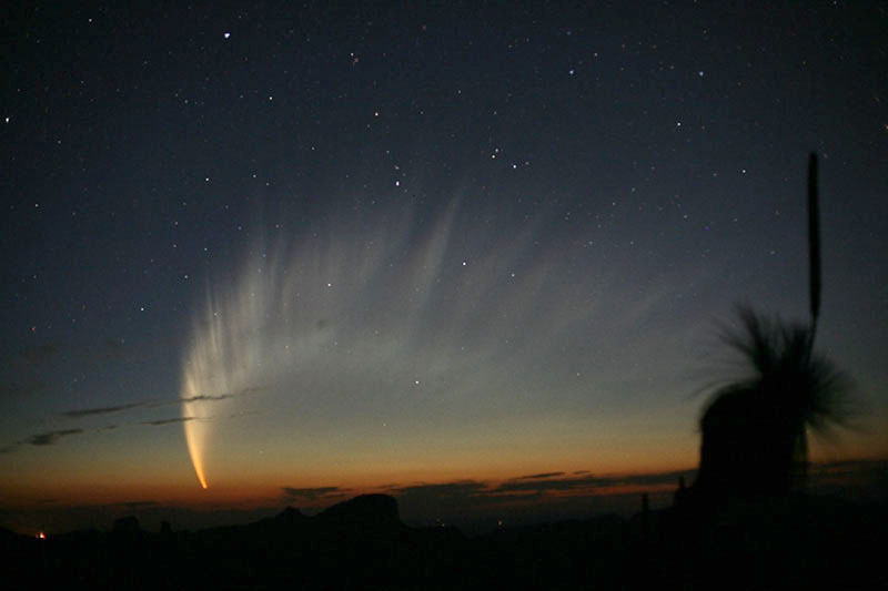 [Comet3.jpg]