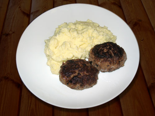 [meat_cutlets_mashed_potato.jpg]