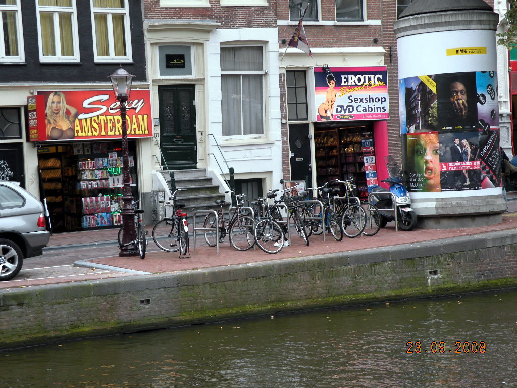 [amsterdam_346.jpg]