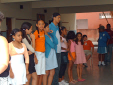 Abertura do Fórum com Jovens participantes da Oficina de Teatro do Programa escola Aberta