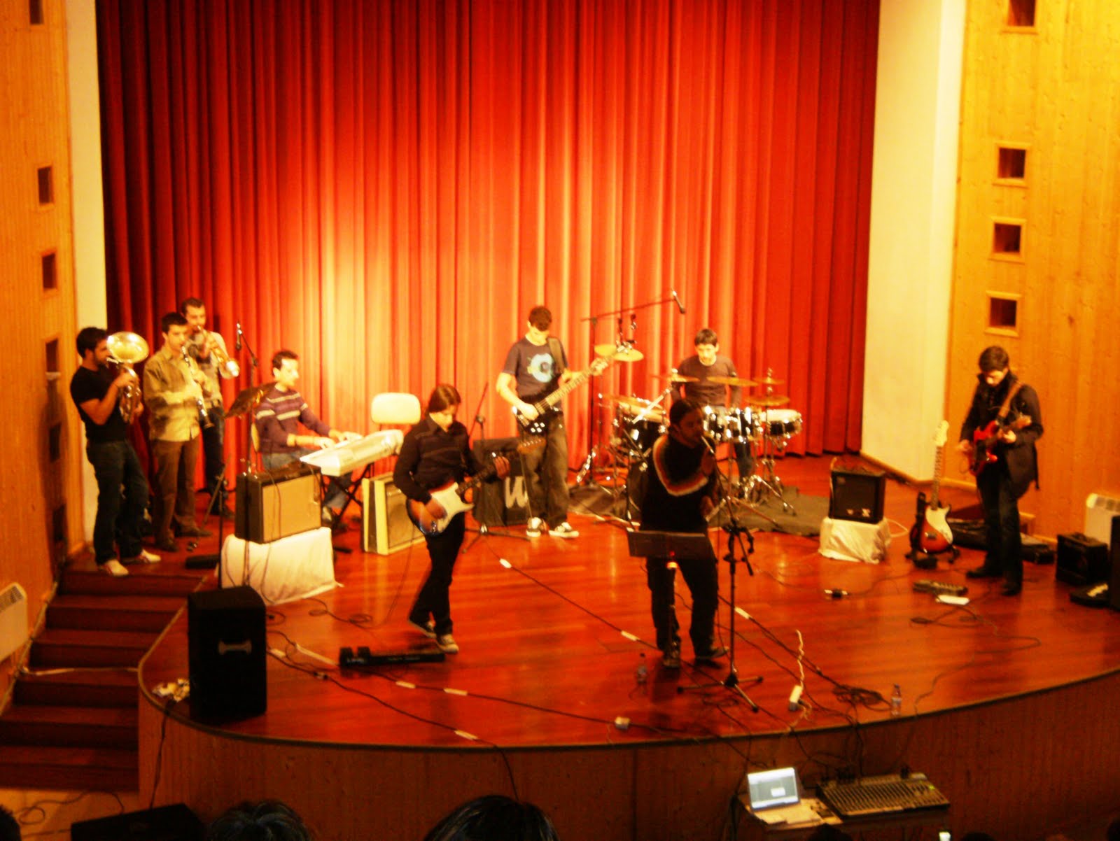 [Musica_C_Cultural_17_10_2009+017.jpg]