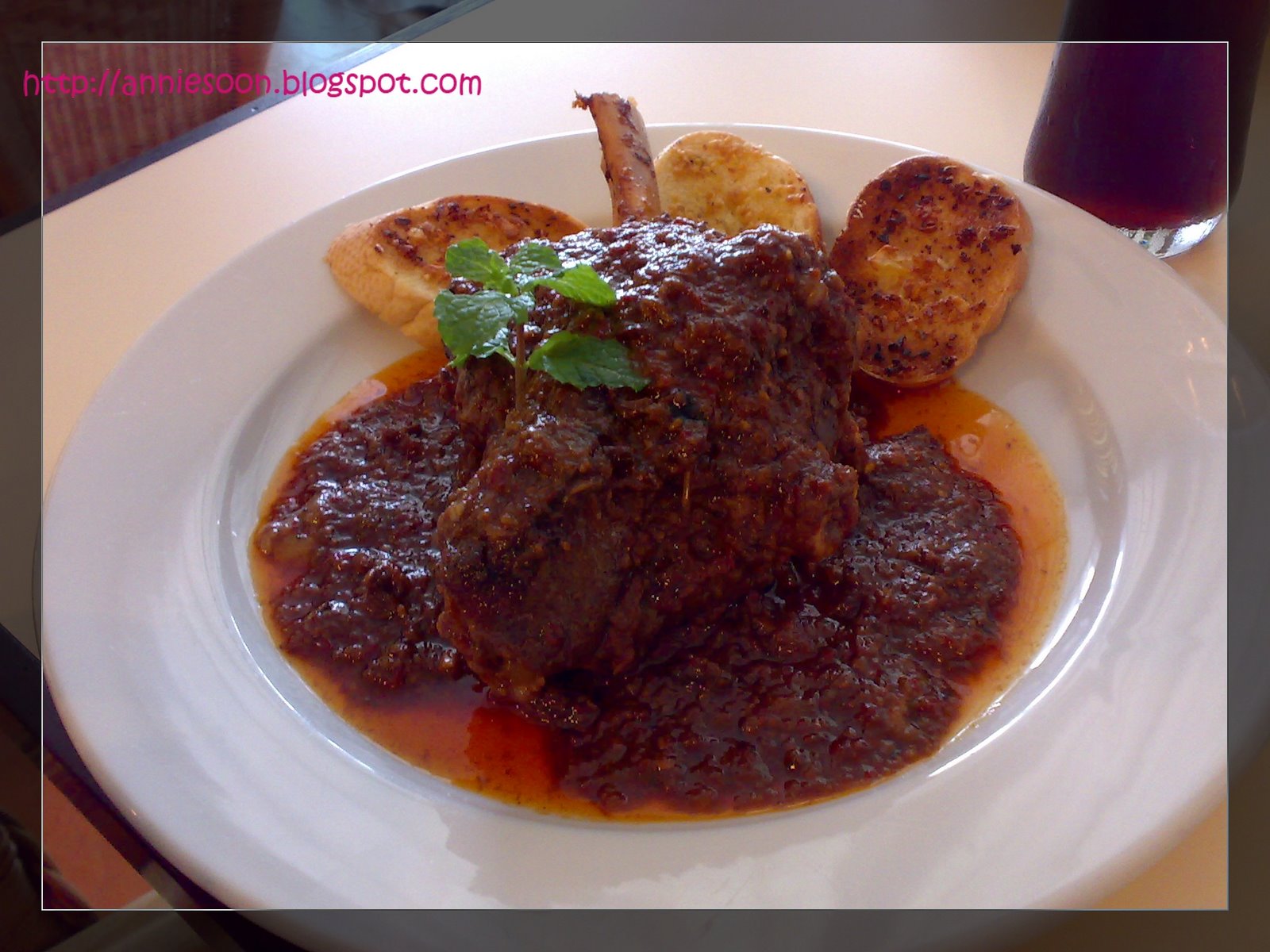 [Assam+lamb+shank.jpg]