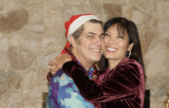 [apt-phrhugging-725565.png]