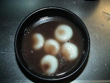 Sweet Bean Soup with Mochi