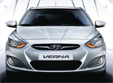 New Hyundai Fluidic Verna 2011  - New Hyundai Fluidic Verna 2011 Pics - Price, Interiors, Specs, Exteriors, Side Views
