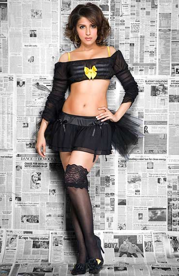 Khatron Ke Khiladi 2011 - Hot Babes Pics - Celeb Reality Show Picture - Famous Celebrity Picture 