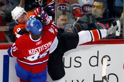 [capt.c3ee5079e09d4851ba27d11407a8e636.flyers_canadiens_hockey__pch102.jpg]