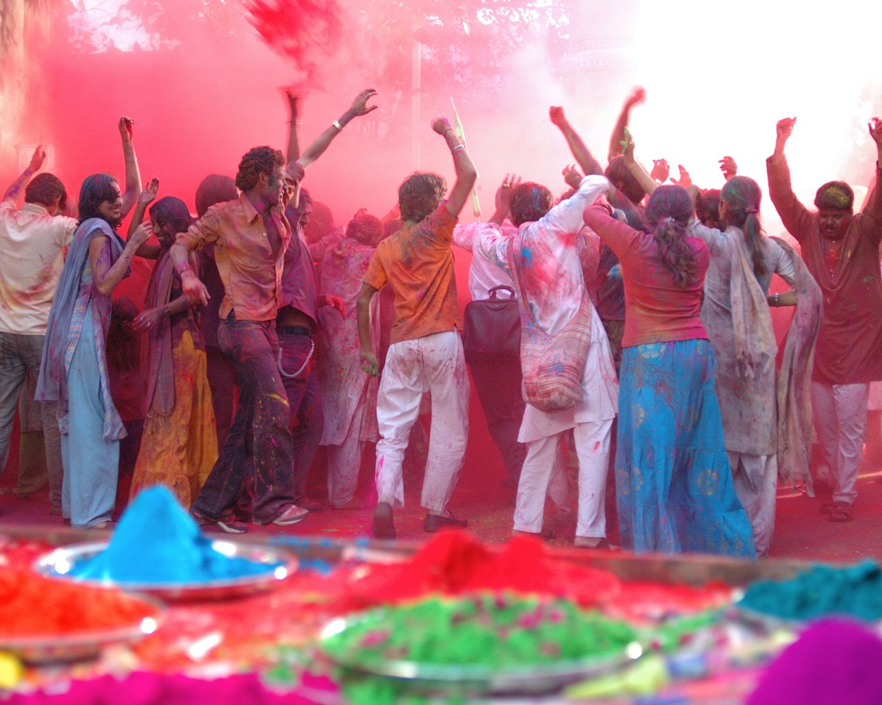 [Celebration_1280x1024.jpg]