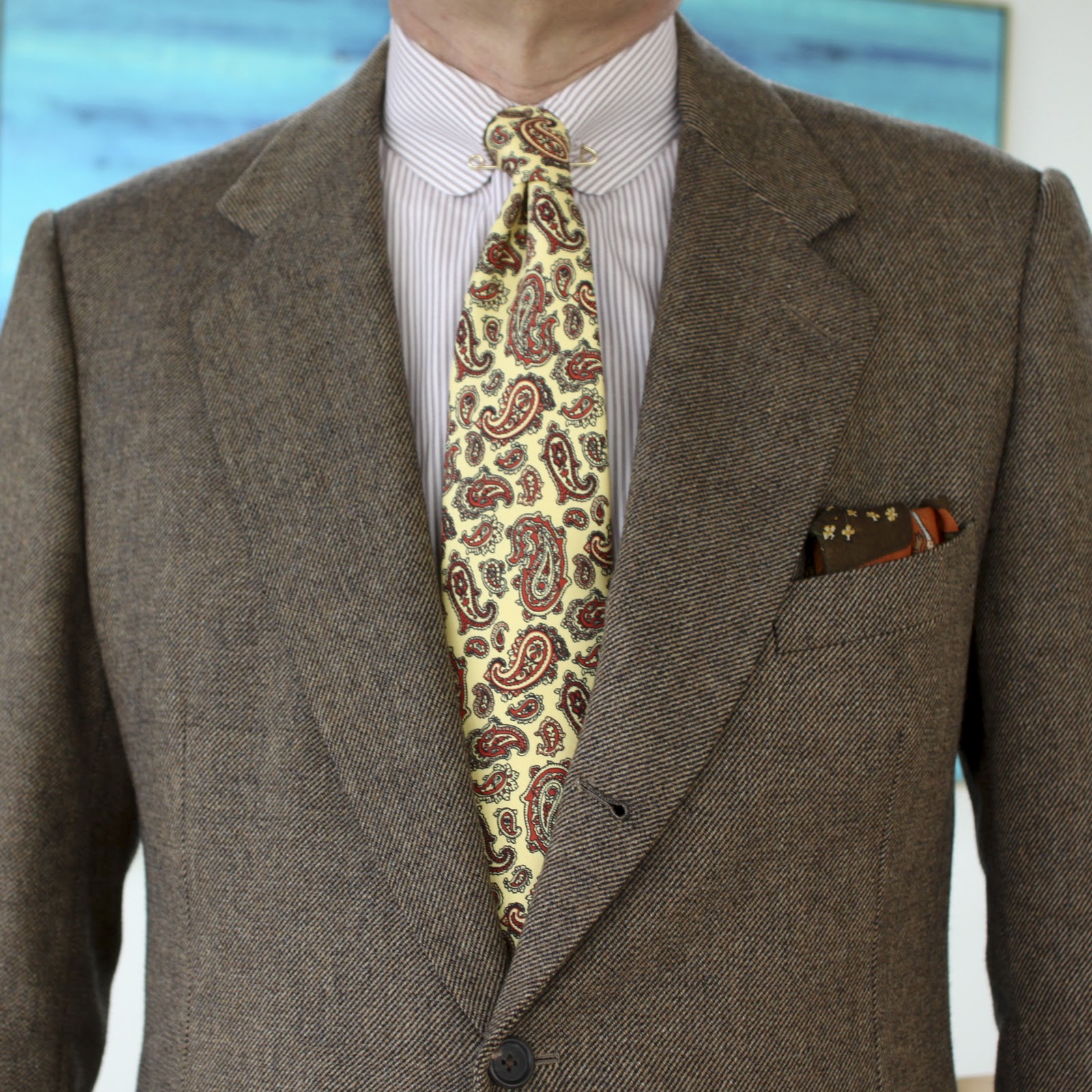 choosing a tie color